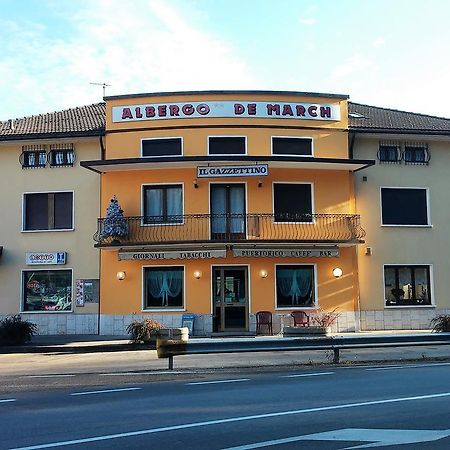 Albergo De March Farra d'Alpago Zewnętrze zdjęcie